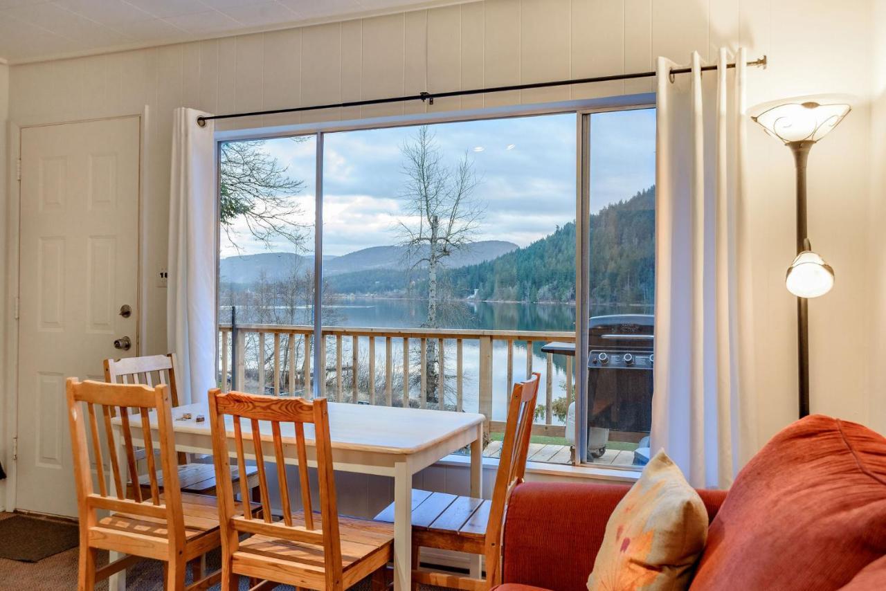Green Acres Lakeside Resort Salt Spring Island Ganges Exterior foto