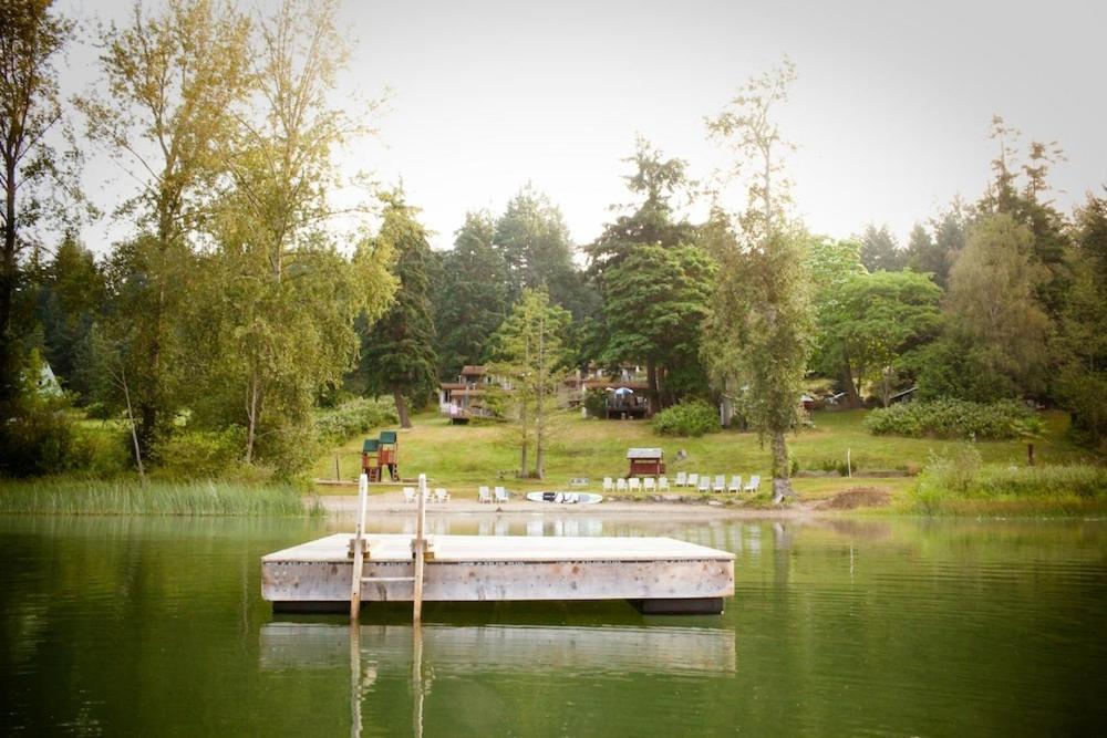 Green Acres Lakeside Resort Salt Spring Island Ganges Exterior foto
